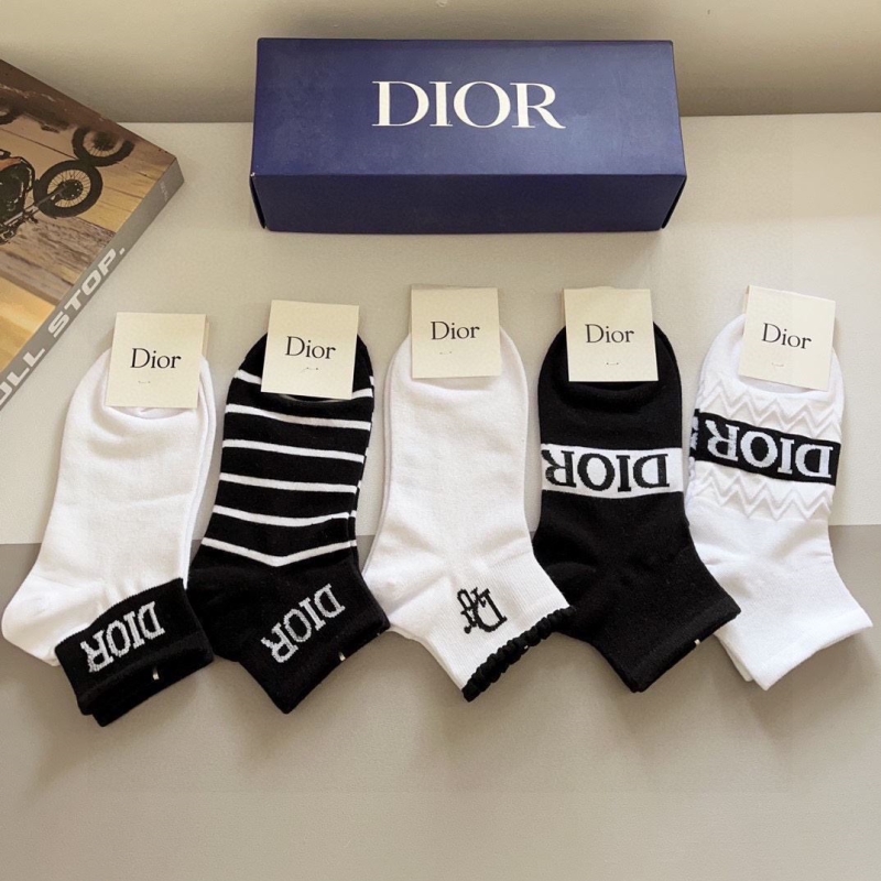 DIOR